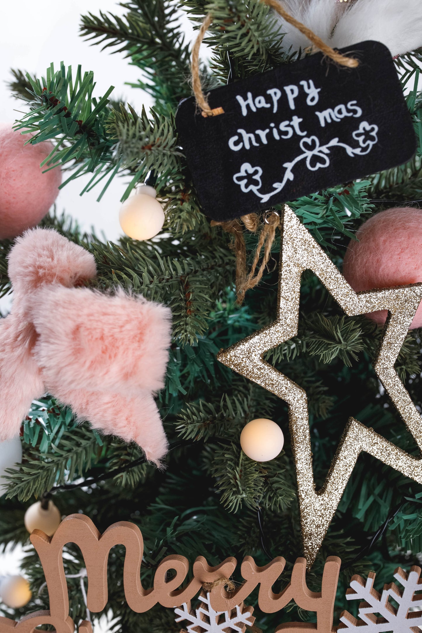 Műfenyő dekorációval 60cm